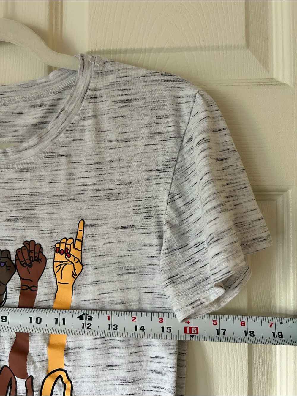 Be Kind Graphic Tee Light Gray Inspirational Short Sleeve T-Shirt Size Small - Picture 9 of 9